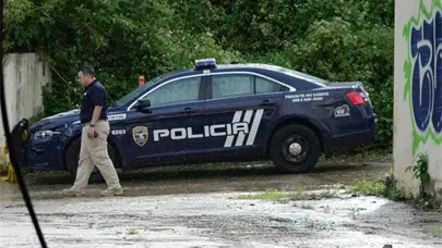 Encuentran a tres hombres asesinados frente a iglesia en Puerto Rico, sexta masacre del año
