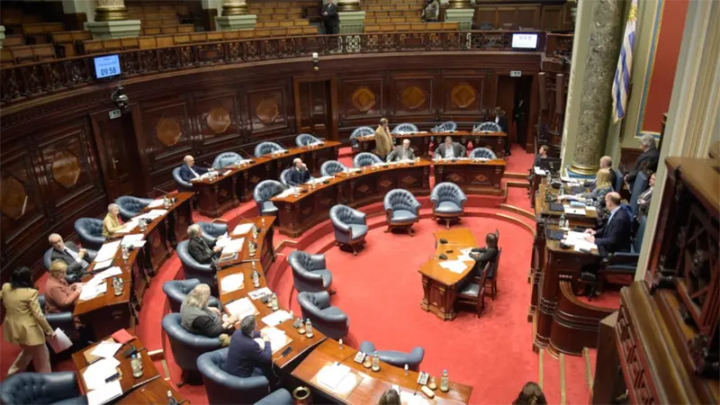 Proyecto de ley de eutanasia pasa al Senado uruguayo y será tratado el 15 de octubre