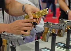 Proliferación de armas ilegales alimenta la violencia en República Dominicana