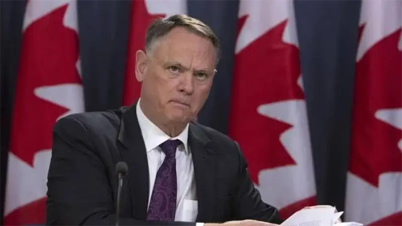 Ministro de Defensa de Canadá justifica instalación de sistema de detección de misiles en el Ártico