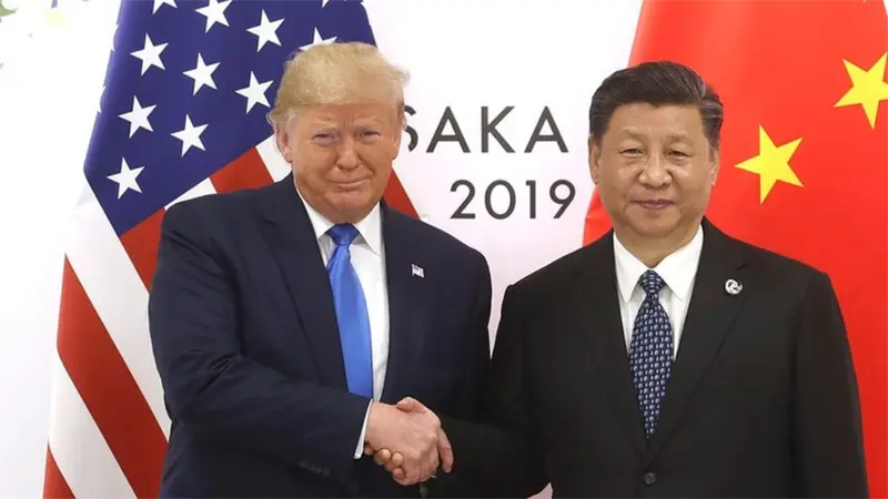China amplía restricciones a exportaciones clave antes de reunión Xi-Trump