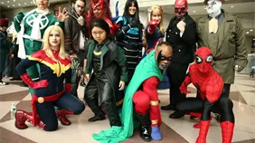 Superhéroes y villanos de todos los universos se reúnen en la Comic Con de Nueva York