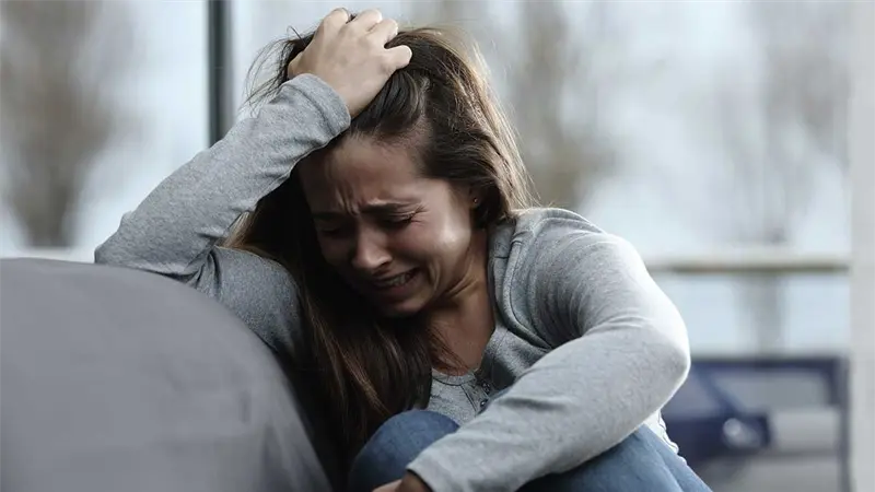 Ghosting: cómo afecta la salud mental y qué recomiendan los expertos para superarlo