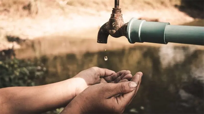 Cazanoticias: Denuncian acumulación de basura y falta de agua en Haina y Herrera