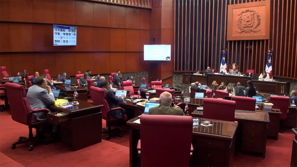 Senado deja sobre la mesa proyecto de reforma al Código Laboral sin dar explicaciones
