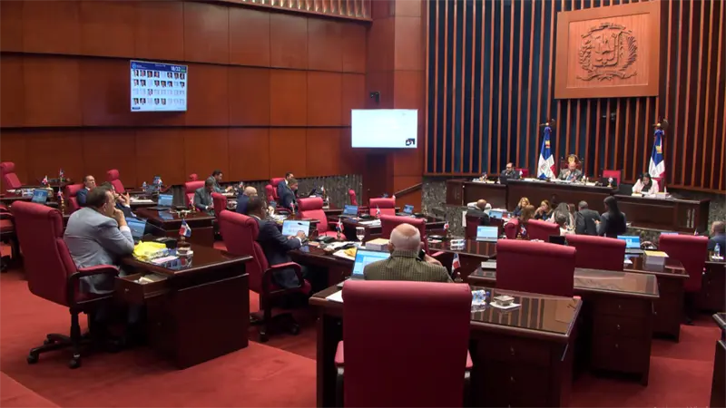 Senado deja sobre la mesa proyecto de reforma al Código Laboral sin dar explicaciones