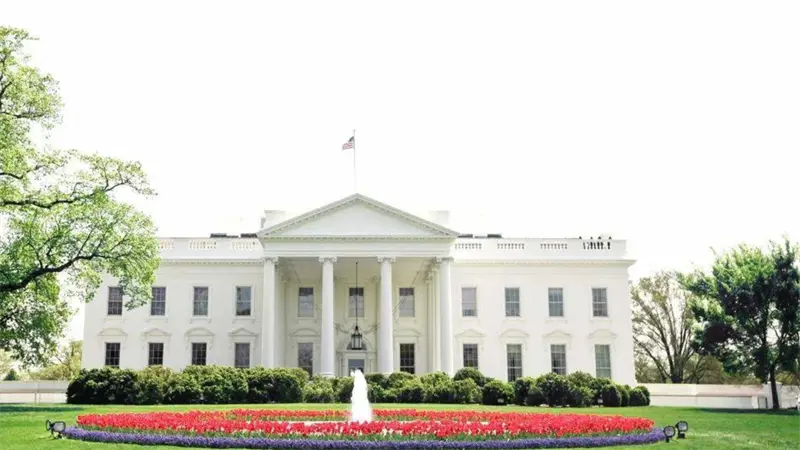 La Casa Blanca inicia despidos masivos tras cierre del Gobierno federal