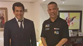 Ministro de Turismo felicita al campeón mundial de dominó