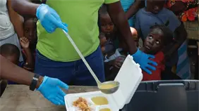 Una de cada cinco familias en Puerto Príncipe está al borde del hambre, alerta Save the Children