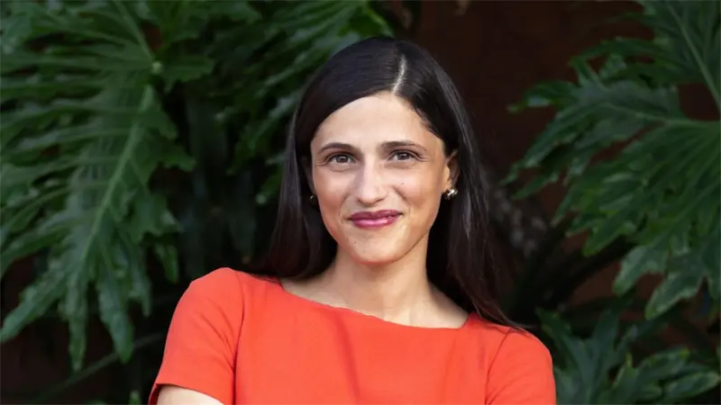 Eléonore Caroit, primera franco-dominicana ministra en Francia