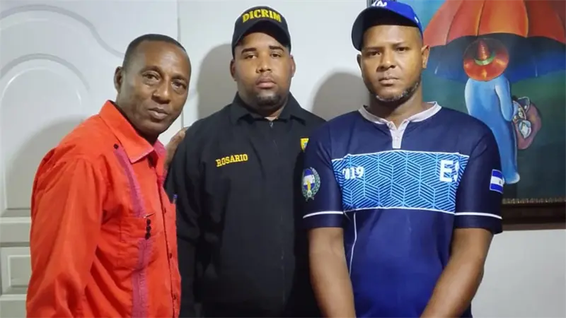 Hombre se entrega tras matar a otro de una estocada durante riña por celos en Santo Domingo Este