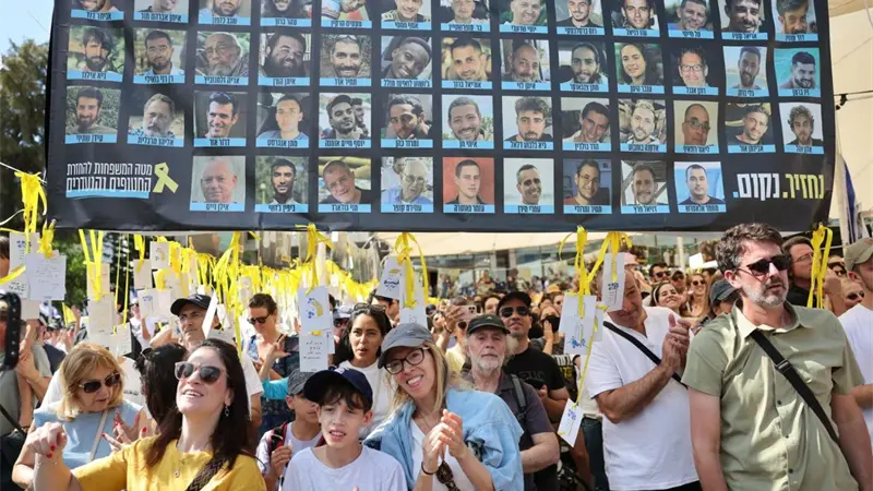 Tel Aviv estalla ante la esperada liberación de los rehenes: La pesadilla ha terminado