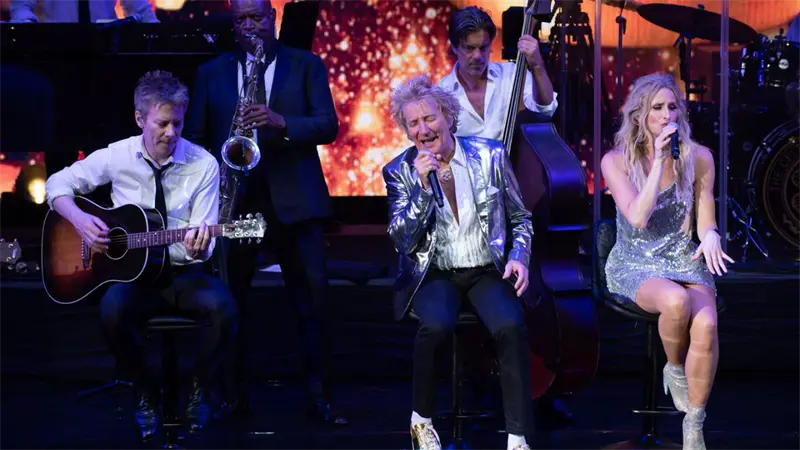 Todo listo para el concierto de Rod Stewart mañana en RD
