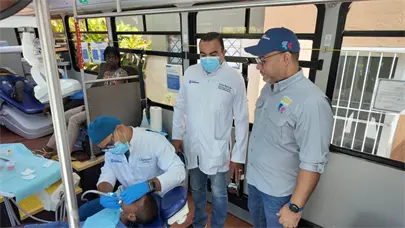 Realizan jornada de salud bucal "Misi&oacute;n Sonrisas" en el sector Don Bosco