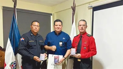 SICPA refuerza la lucha contra el comercio ilegal de bebidas alcohólicas y cigarrillos con capacitación a miembros del CECCOM