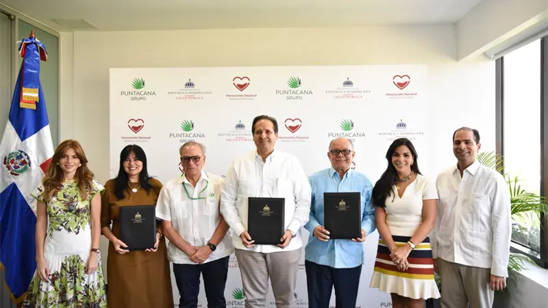 Grupo Puntacana y Hemocentro Nacional acuerdan promover donación de sangre voluntaria
