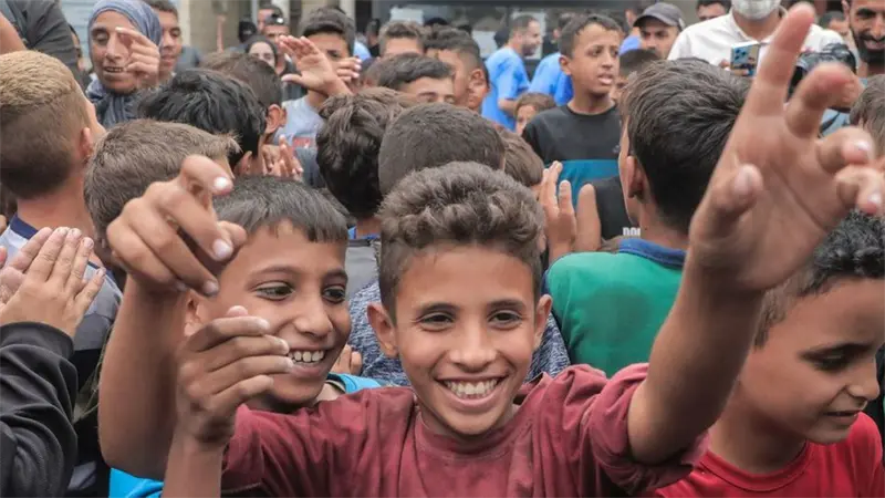 El papa envía cinco mil dosis de antibióticos para los niños de Gaza