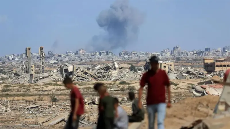 Un dron israelí mata a dos palestinos en ciudad de Gaza pese al alto el fuego