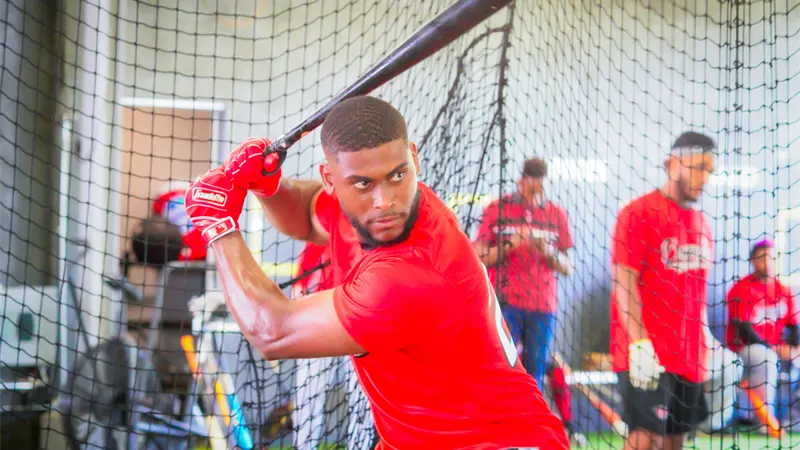 Alexander Canario se suma a los Leones del Escogido en entrenamientos previos a la temporada