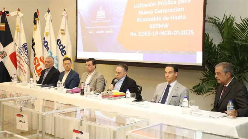 Gobierno incorpora por primera vez almacenamiento de energía en licitación de renovables