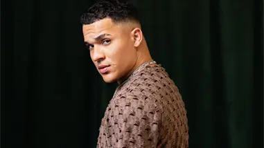 Ebenezer Guerra, la nueva promesa del merengue que debutará en Premios Billboard 2025