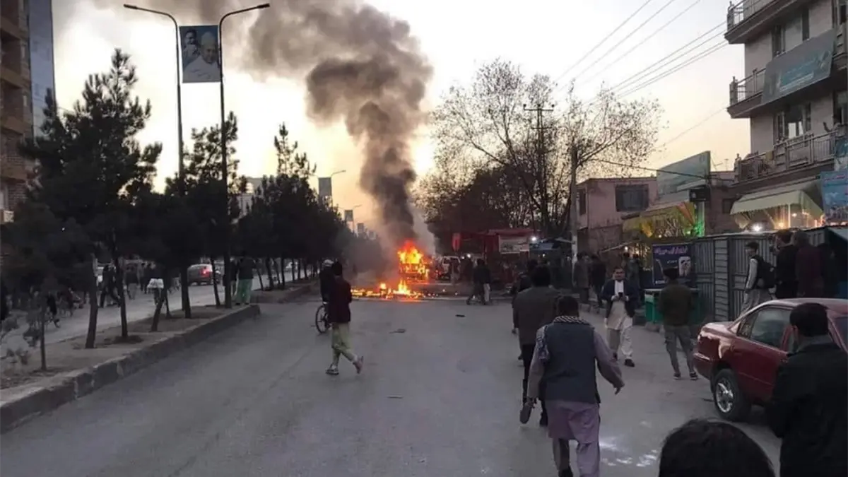 Pakistán bombardea presuntas instalaciones de los talibanes en Kabul y Kandahar