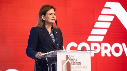 Raquel Peña encabeza la 9na Mesa Nacional de la Vivienda junto a ACOPROVI y reafirma el compromiso con el sector construcción