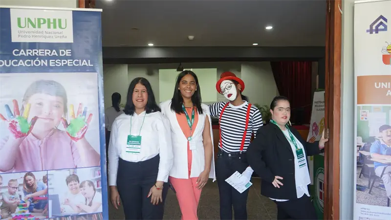 Profesionales y docentes se unen en la Jornada de Inclusión Educativa UNPHU 2025