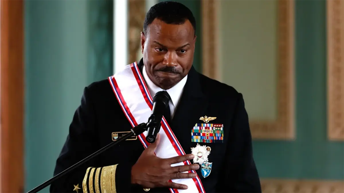 Comandante de EE.UU. a cargo de operaciones cerca de Venezuela anuncia su retirada