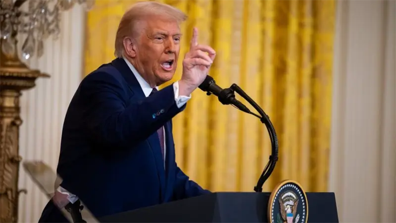 Trump amenaza con matar a los miembros de Hamás si siguen las ejecuciones en Gaza