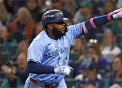 Los Azulejos se imponen en el Juego 3 de la Serie SCLA