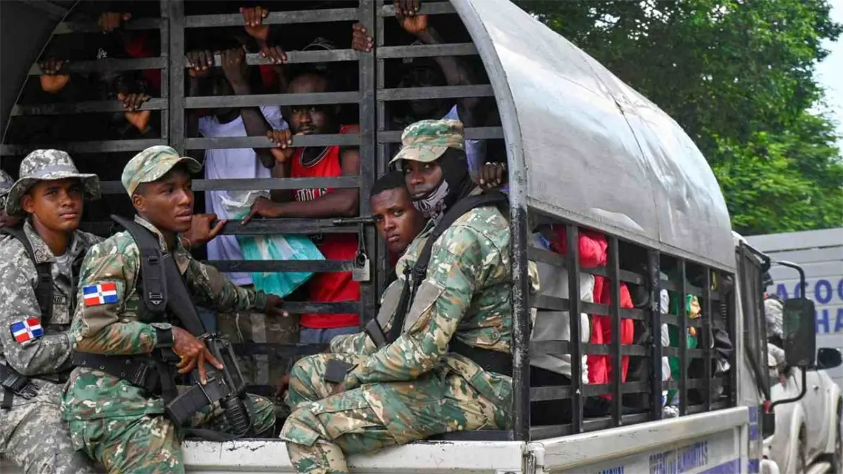 Haitianos indocumentados detenidos.
