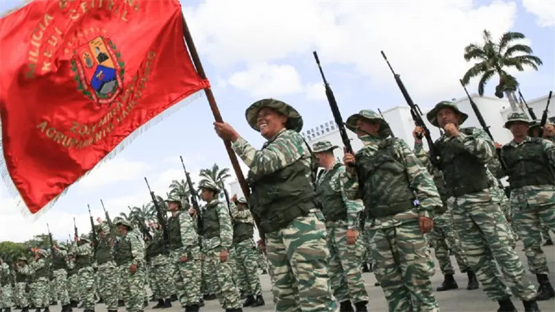 Venezuela juramenta a milicia campesina para cuidar a la patria de cualquier enemigo