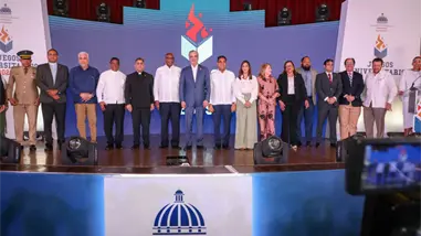 Estudiantes celebran inicio de Juegos Universitarios 2025 con Abinader y Kelvin Cruz