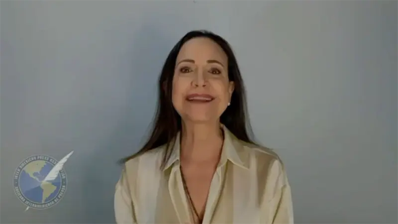 María Corina Machado llama a los medios de comunicación a "no callar" en defensa de la verdad y la libertad