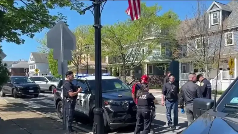 ONG exige que se investigue a la Policía por detención de niño de 13 años en Massachusetts