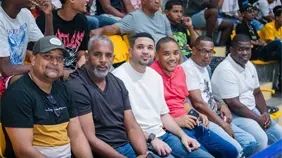 Ministro de la Juventud aporta RD$1 millón al Torneo de Baloncesto Superior de Haina 2025