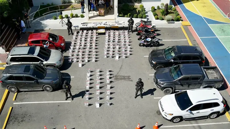 Ministerio Público y DNCD ocupan 643 paquetes de cocaína en Operación Leopardo