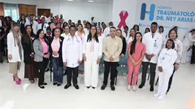 Hospital Ney Arias Lora desarrolla jornada sobre concientización y prevención del cáncer de mama