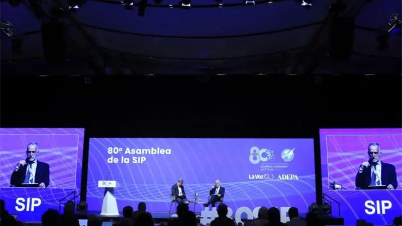 La SIP señala que América vive un declive democrático