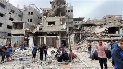 Al menos 36 muertos tras bombardeos israel&iacute;es en Gaza