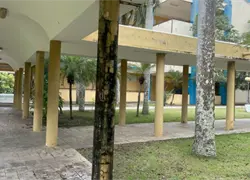 Estudiantes de la UASD Santiago exigen intervención urgente del edificio de Ciencias de la Salud por deterioro