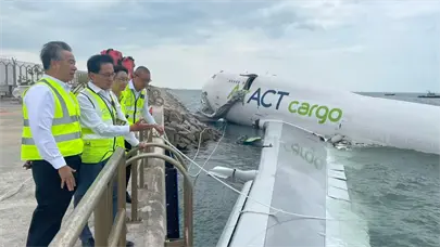 Investigan la pérdida de control de un Boeing 747-481 de carga al aterrizar en Hong Kong