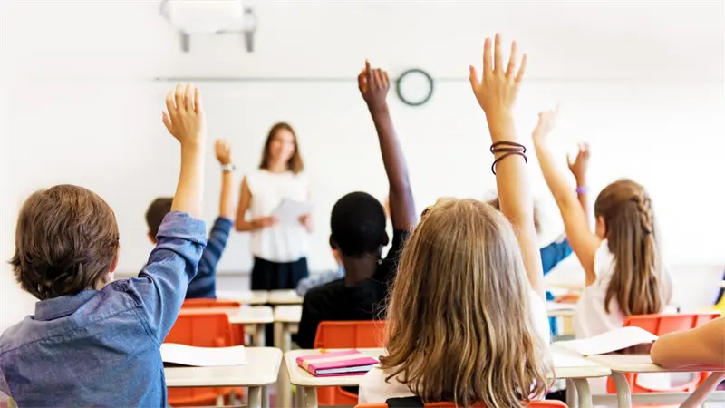 Más de 154,000 alumnos de Nueva York no tenían un hogar el curso pasado, según informe