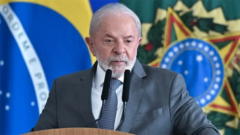 Lula presume de que Brasil no bajó la cabeza ante Trump