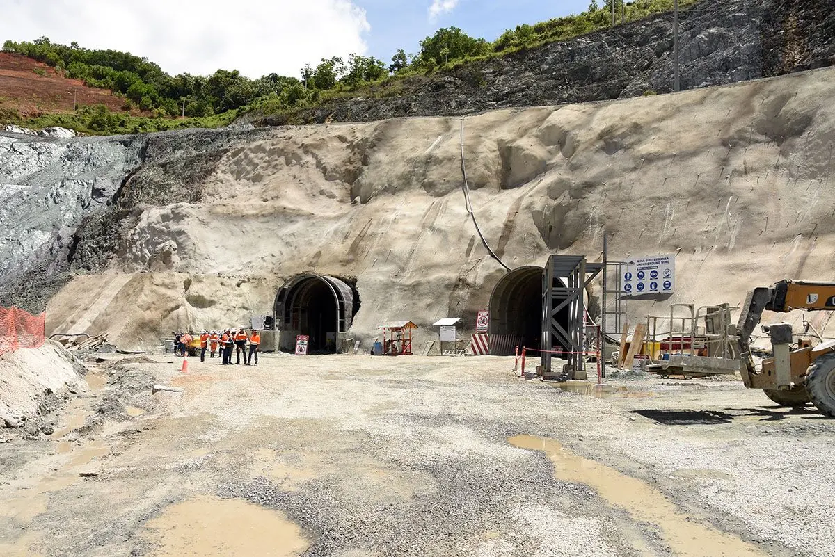 80 trabajadores evacuados tras deslizamiento en mina de Cormidom