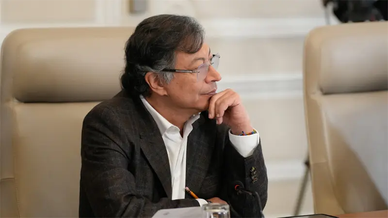 Corte ordena a Petro pedir perdón a periodistas por llamarlas muñecas de la mafia