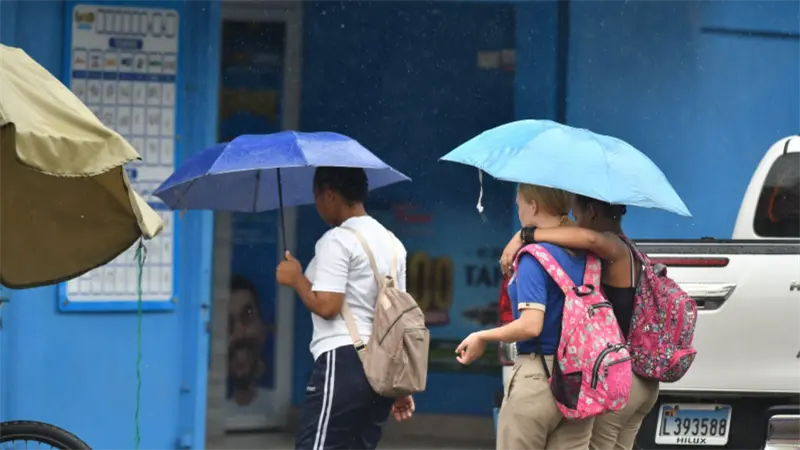 Ministerio de Educación activa protocolos de emergencia ante pronósticos de lluvias