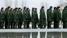 Moscú intensifica las redadas en busca de reclutas para el servicio militar obligatorio