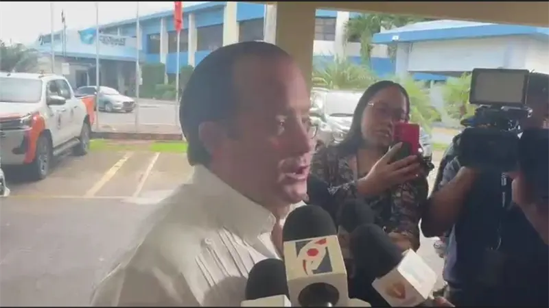 Paliza se reúne con director del COE; informe será entregado esta tarde al presidente Abinader